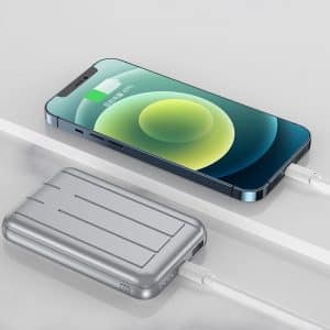 Magnetic wireless power bank